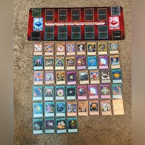 44 Yu-Gi-Oh Cards and Official Instructional Playmat